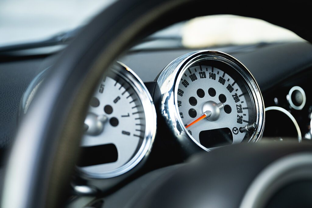 mini cooper s 170cv r52 cool blue à vendre occasion collection collector rare youngtimer achat vintage classics mini my mini revolution showroom paris houdan bazainville france