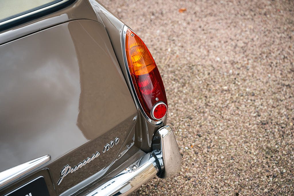Austin Princess Vanden Plas 1300 brown 1968 for sale used My Mini Revolution Paris