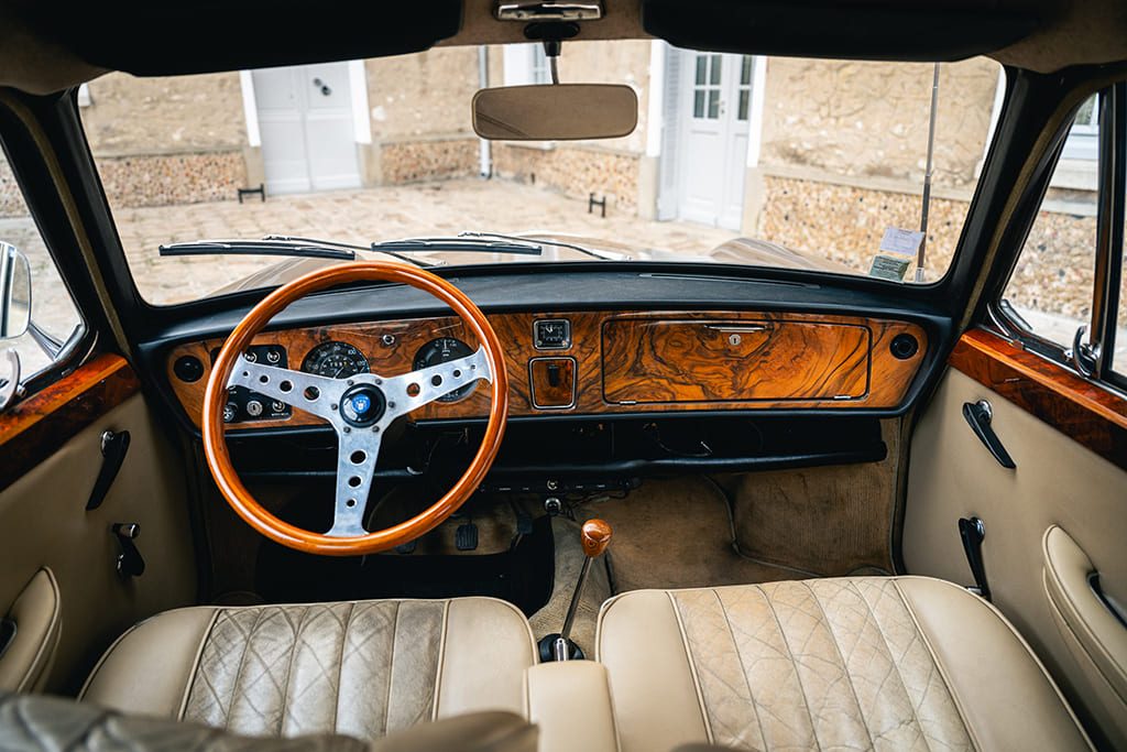 Austin Princess Vanden Plas 1300 brown 1968 for sale used My Mini Revolution Paris