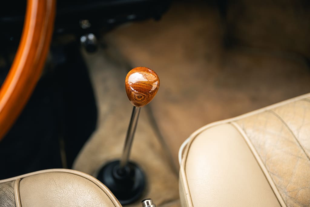 Austin Princess Vanden Plas 1300 brown 1968 for sale used My Mini Revolution Paris