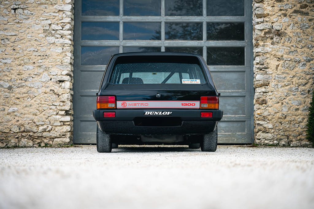 MG Metro Challenge track rally circuit VHRS VHC 1983 black for sale used My Mini Revolution Paris