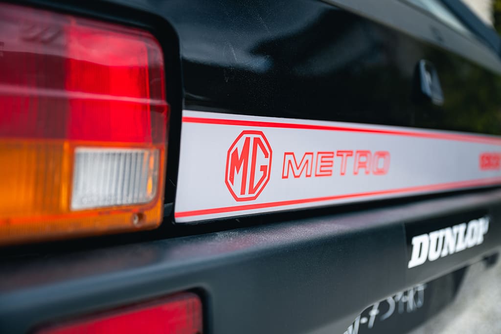 MG Metro Challenge track rally circuit VHRS VHC 1983 black for sale used My Mini Revolution Paris