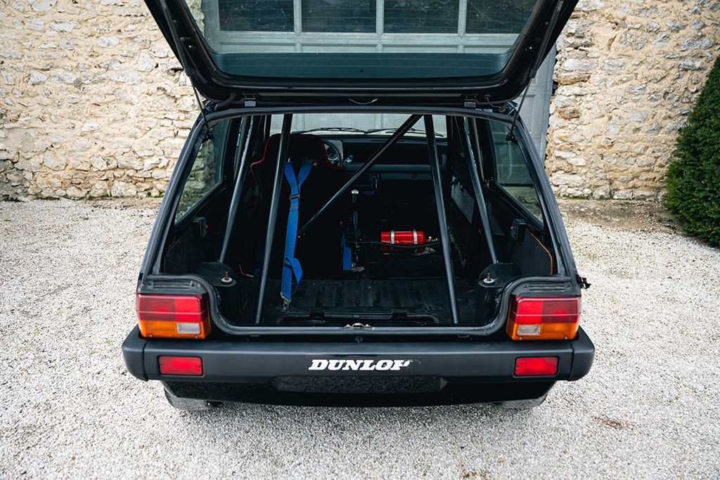 MG Metro Challenge track rally circuit VHRS VHC 1983 black for sale used My Mini Revolution Paris