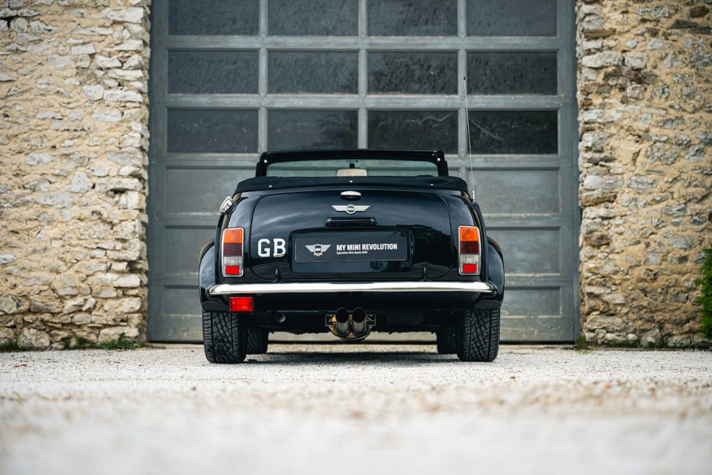 Mini Cabriolet MPI 40th Anniversary 1999 black Mengers for sale used My Mini Revolution Paris
