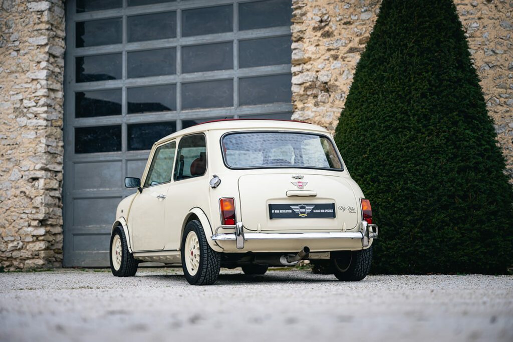 Mini Cooper 1.3 MPI MMR Edition #04 Old English White à vendre occasion My Mini Revolution Paris