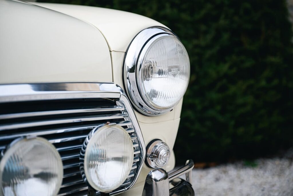 Mini Cooper 1.3 MPI MMR Edition #04 Old English White à vendre occasion My Mini Revolution Paris