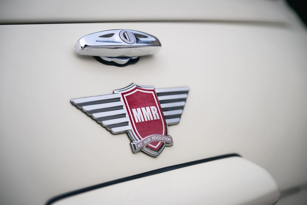 Mini Cooper 1.3 MPI MMR Edition #04 Old English White à vendre occasion My Mini Revolution Paris