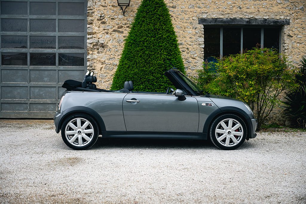 Mini Cooper S JCW John Cooper Works Cabriolet factory R52 R53 gray for sale used My Mini Revolution Paris