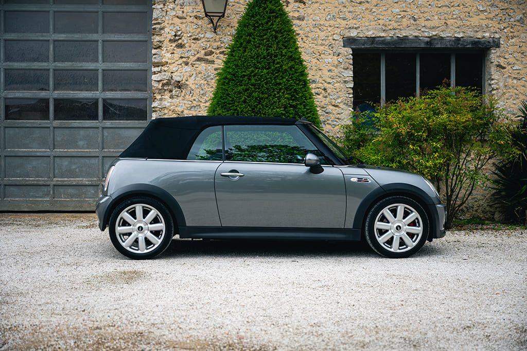 Mini Cooper S JCW John Cooper Works Cabriolet factory R52 R53 gray for sale used My Mini Revolution Paris