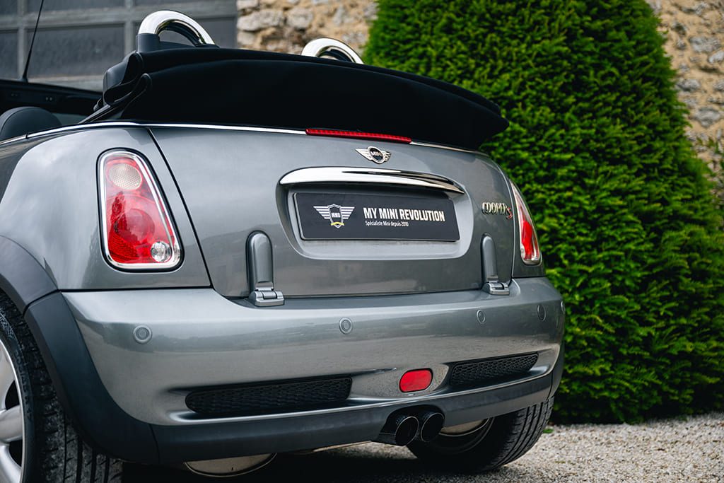 Mini Cooper S JCW John Cooper Works Cabriolet factory R52 R53 gray for sale used My Mini Revolution Paris