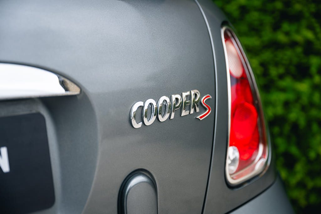 Mini Cooper S JCW John Cooper Works Cabriolet factory R52 R53 gray for sale used My Mini Revolution Paris