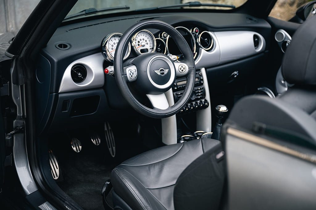 Mini Cooper S JCW John Cooper Works Cabriolet factory R52 R53 gray for sale used My Mini Revolution Paris