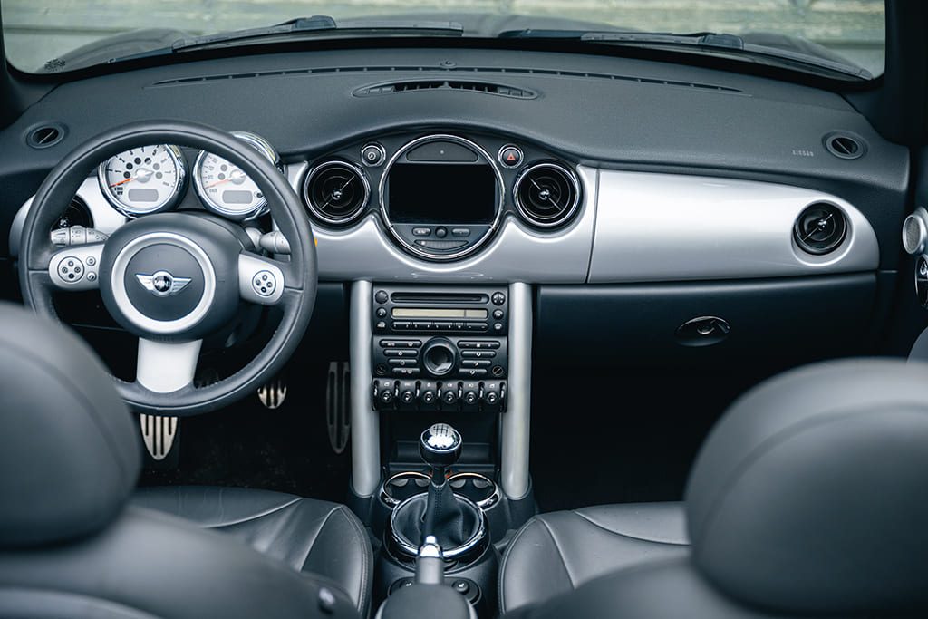 Mini Cooper S JCW John Cooper Works Cabriolet factory R52 R53 gray for sale used My Mini Revolution Paris