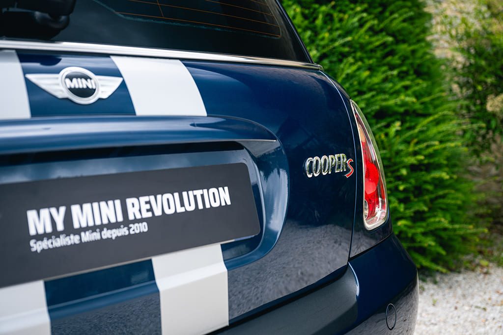 Mini Cooper S Checkmate John Cooper Works JCW Hatch R53 210hp blue for sale used My Mini Revolution Paris