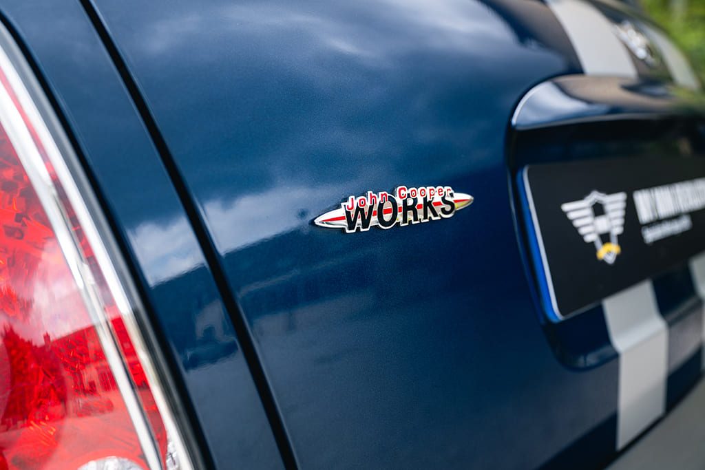 Mini Cooper S Checkmate John Cooper Works JCW Hatch R53 210hp blue for sale used My Mini Revolution Paris
