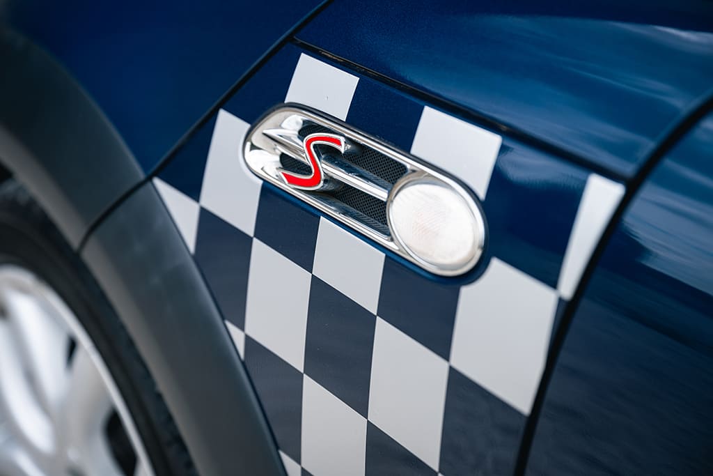 Mini Cooper S Checkmate John Cooper Works JCW Hatch R53 210hp blue for sale used My Mini Revolution Paris