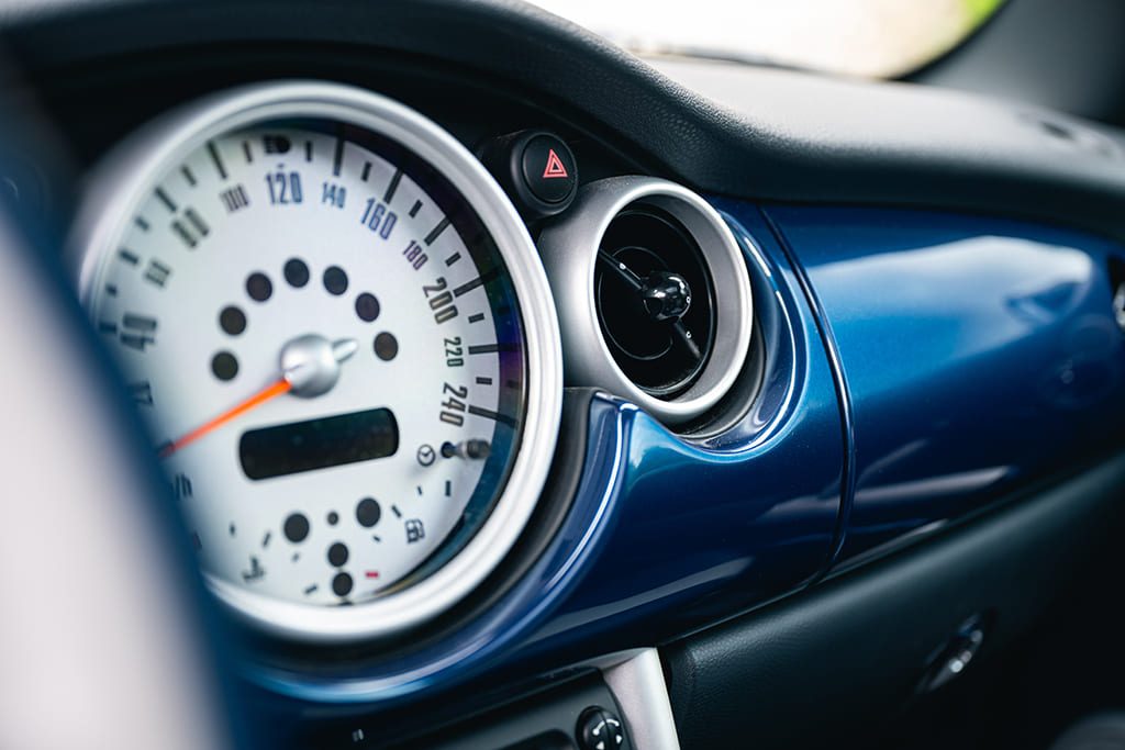 Mini Cooper S Checkmate John Cooper Works JCW Hatch R53 210hp blue for sale used My Mini Revolution Paris