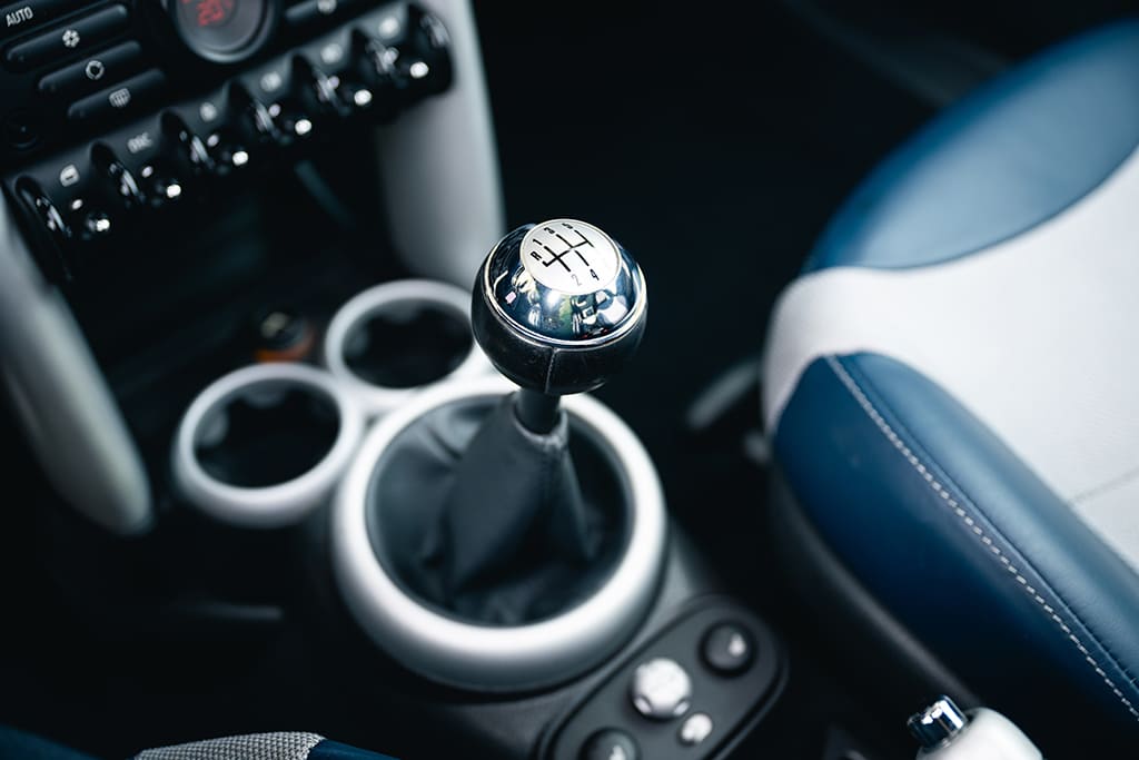 Mini Cooper S Checkmate John Cooper Works JCW Hatch R53 210hp blue for sale used My Mini Revolution Paris