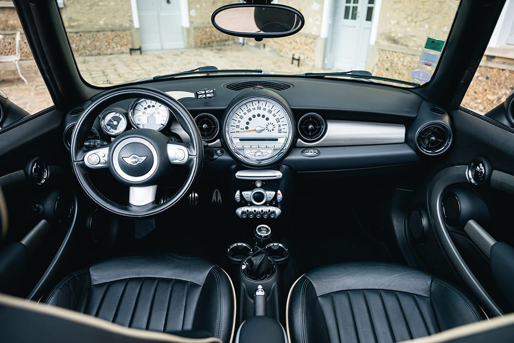 Mini Cooper S R56 R57 used gray convertible for sale My Mini Revolution Paris