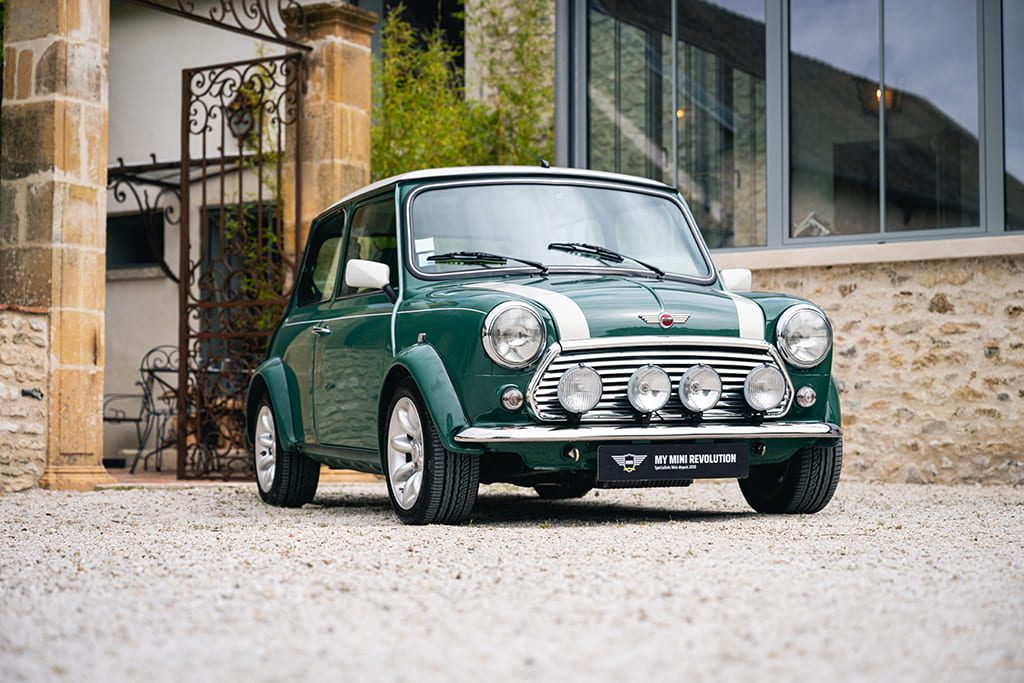 Mini 1.3 MPI Cooper Sport 5 Works almond green for sale rare occasion My Mini Revolution Paris