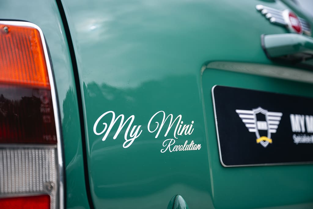 Mini 1.3 MPI Cooper Sport 5 Works almond green for sale rare occasion My Mini Revolution Paris