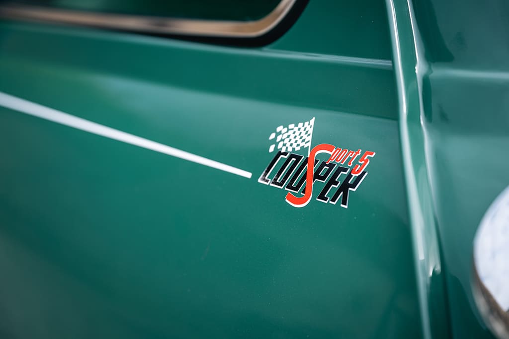 Mini 1.3 MPI Cooper Sport 5 Works almond green for sale rare occasion My Mini Revolution Paris