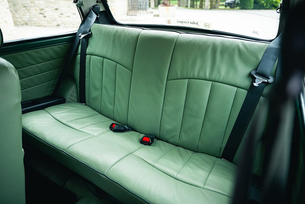 Mini 1.3 MPI Cooper Sport 5 Works almond green for sale rare occasion My Mini Revolution Paris