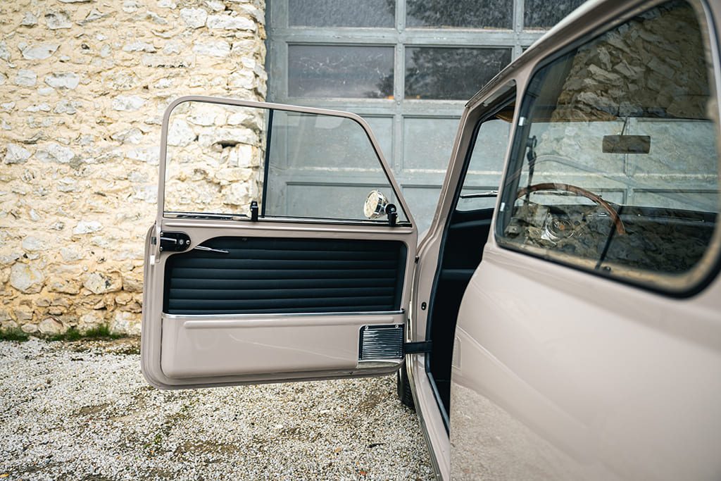 Mini Cooper S mk2 1969 sand beige for sale used My Mini Revolution Paris