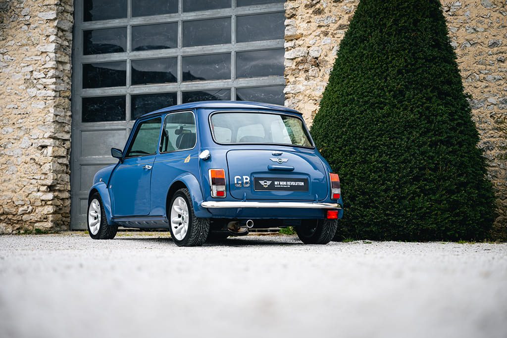 Mini MPI 40th Anniversary Island Blue RHD 1999 for sale used My Mini Revolution Paris