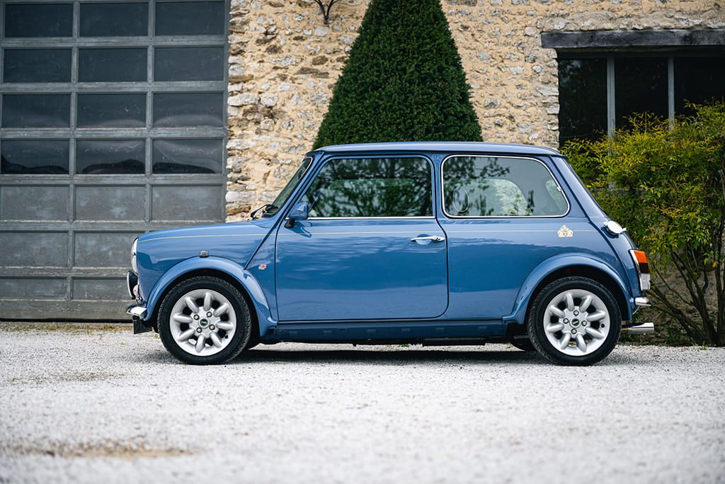 Mini MPI 40th Anniversary Island Blue RHD 1999 for sale used My Mini Revolution Paris