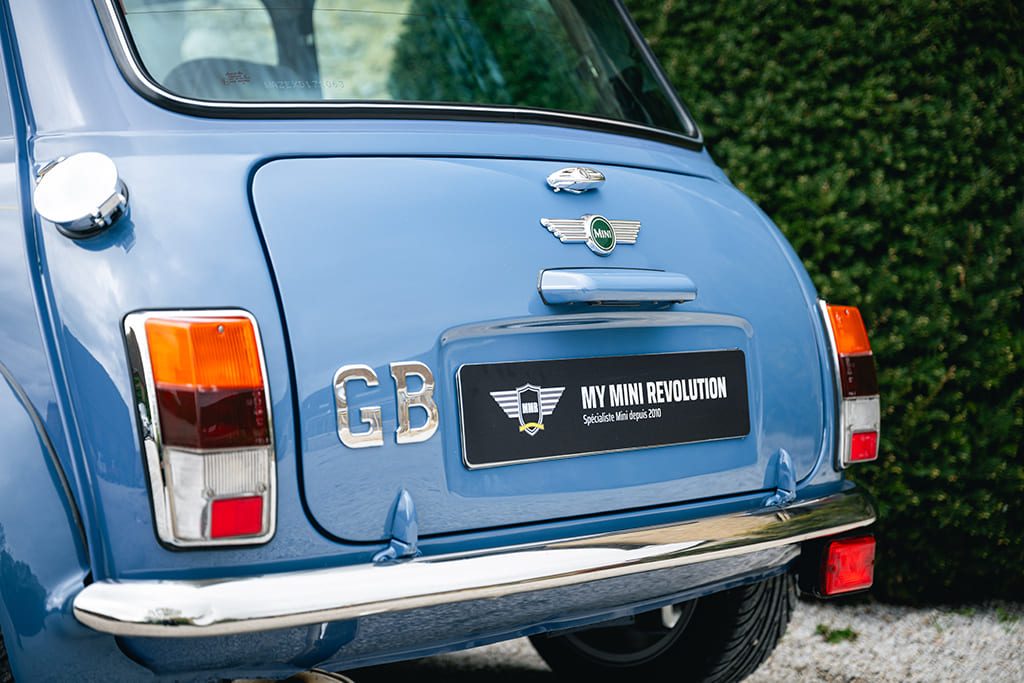 Mini MPI 40th Anniversary Island Blue RHD 1999 for sale used My Mini Revolution Paris