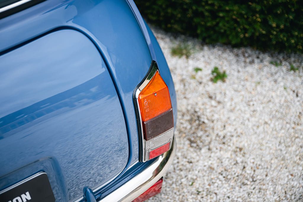 Mini MPI 40th Anniversary Island Blue RHD 1999 for sale used My Mini Revolution Paris