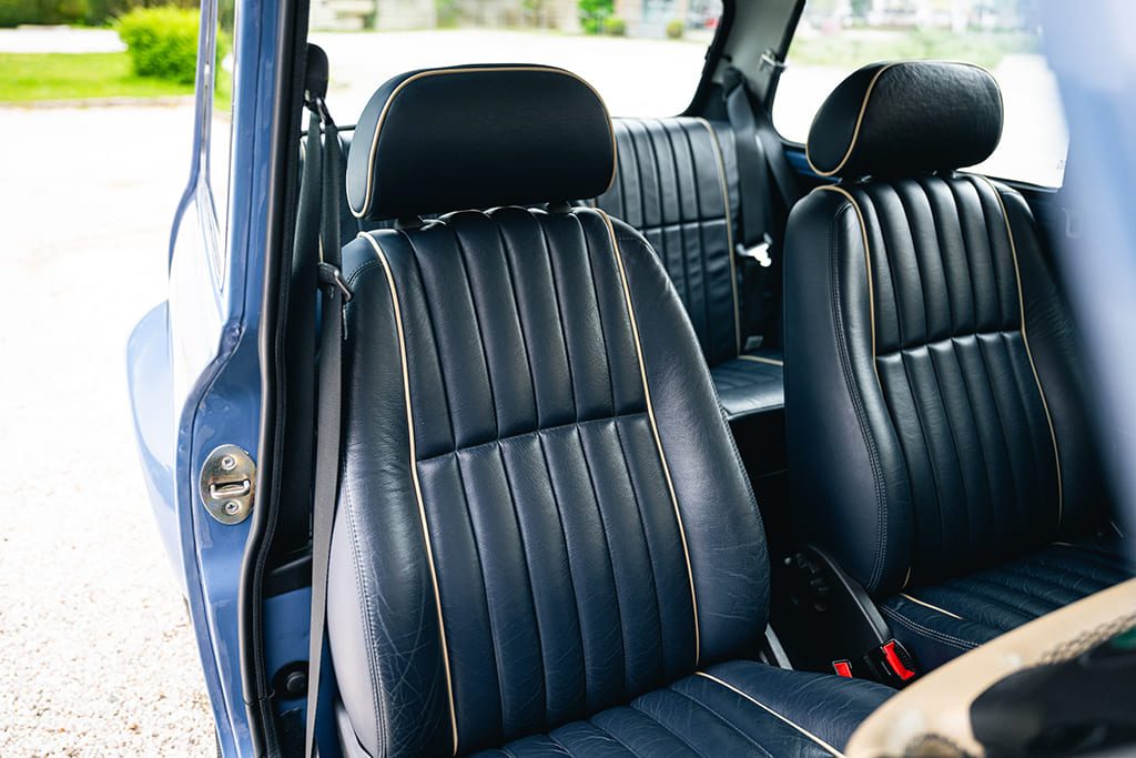 Mini MPI 40th Anniversary Island Blue RHD 1999 for sale used My Mini Revolution Paris