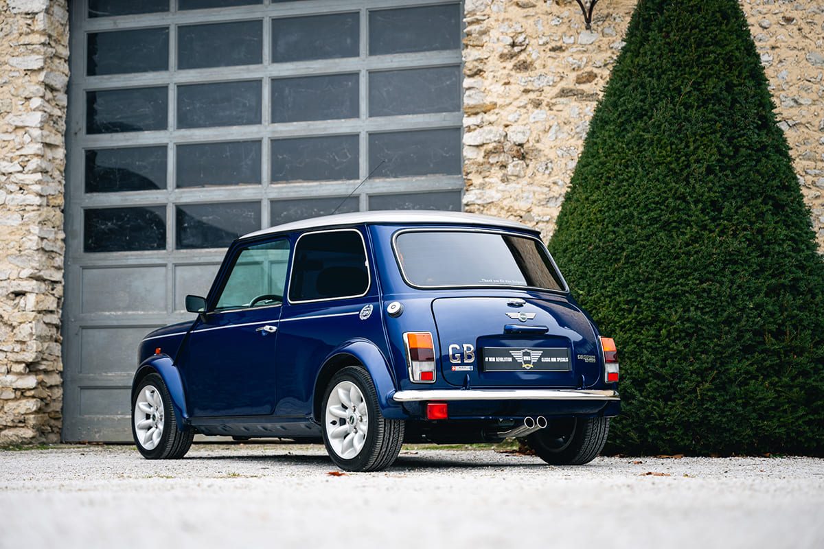 Mini MPI Cooper Sport Swiss Edition Thaiti Blue 2000 for sale used My Mini Revolution Paris