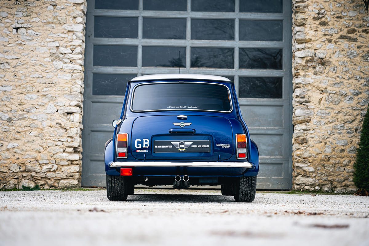 Mini MPI Cooper Sport Swiss Edition Thaiti Blue 2000 for sale used My Mini Revolution Paris