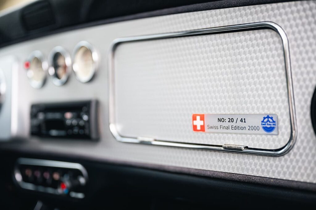 Mini MPI Cooper Sport Swiss Edition Thaiti Blue 2000 for sale used My Mini Revolution Paris