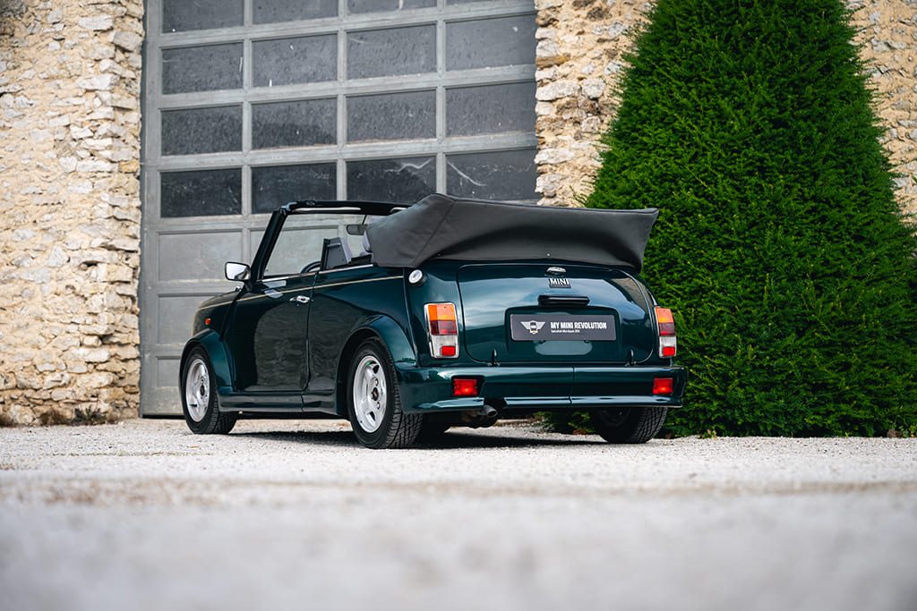 Mini Rover Cabriolet factory British Racing Green green mk2 1996 My Mini Revolution used car for sale Paris