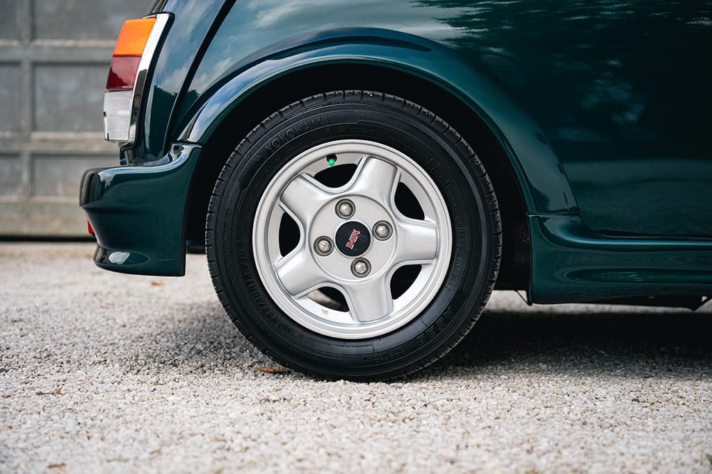 Mini Rover Cabriolet factory British Racing Green green mk2 1996 My Mini Revolution used car for sale Paris