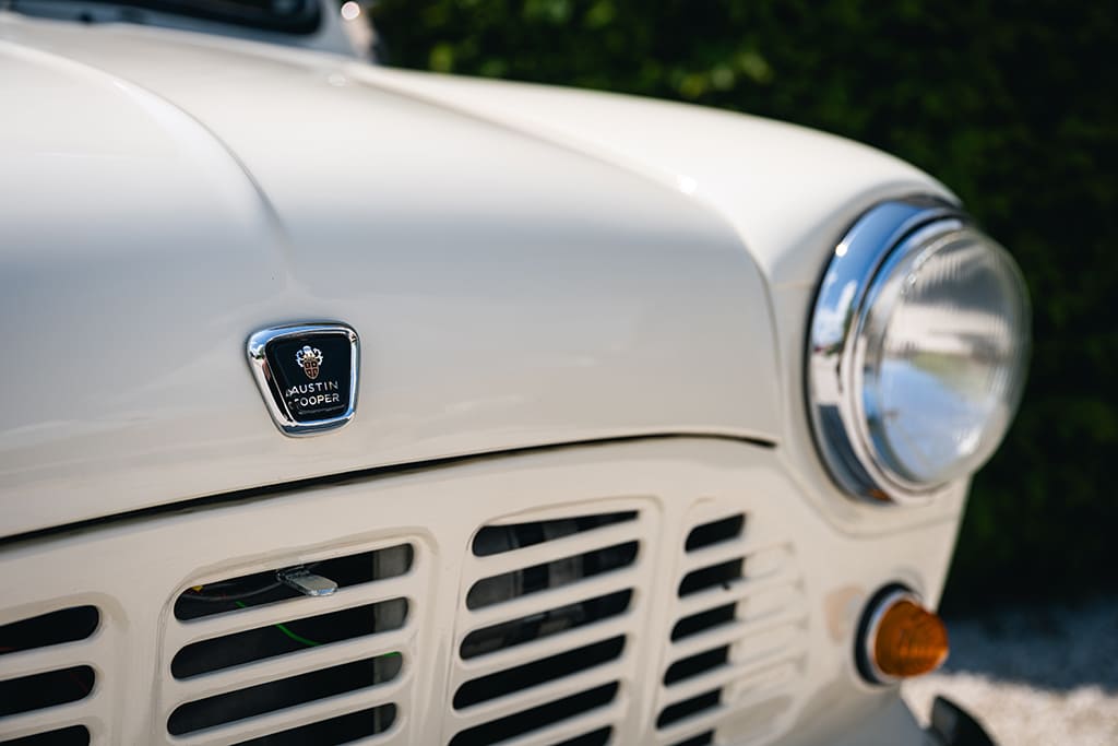 Mini Van old english white 1275 cm³ 1982 for sale used My Mini Revolution Paris