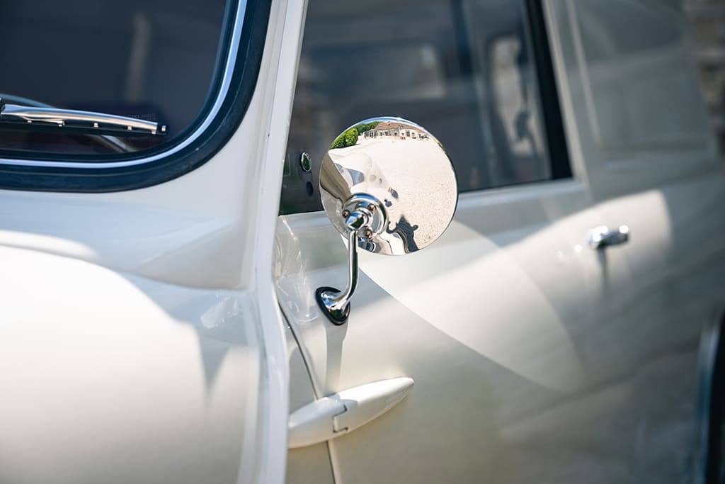 Mini Van old english white 1275 cm³ 1982 for sale used My Mini Revolution Paris