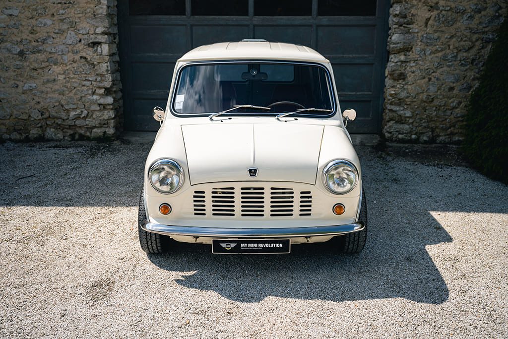 Mini Van old english white 1275 cm³ 1982 for sale used My Mini Revolution Paris