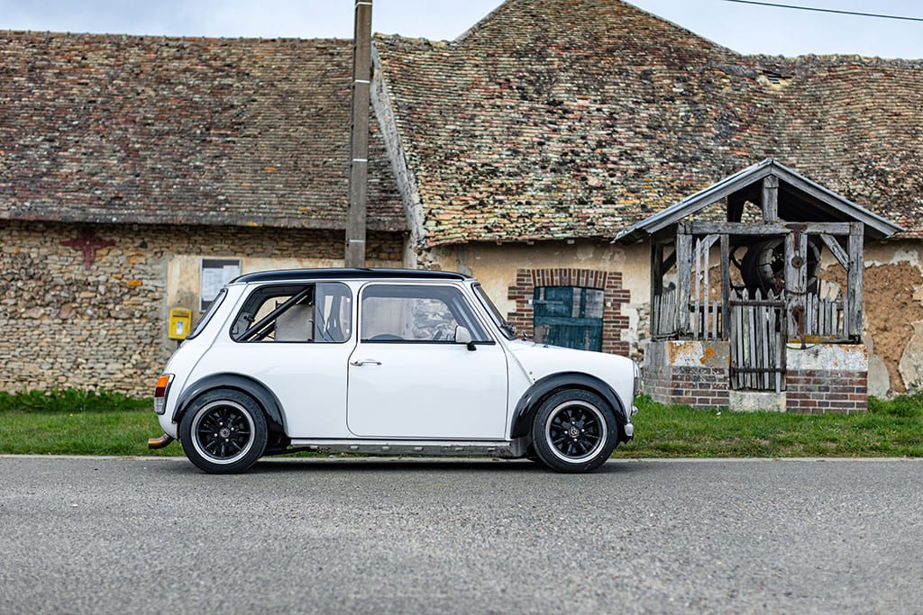 Mini Zcars swap Honda VTEC 1990 white for circuit track for sale used My Mini Revolution Paris