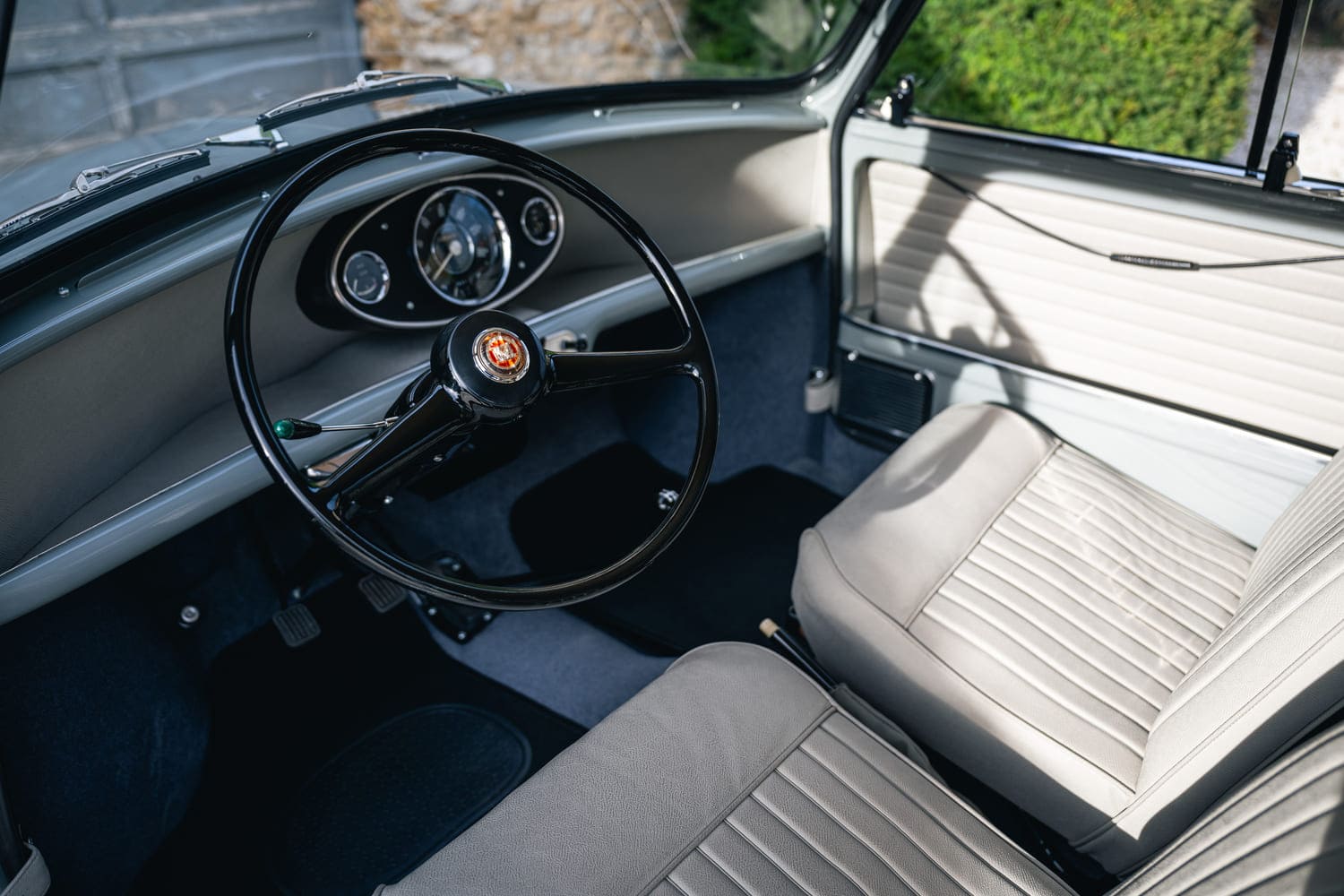 Morris Mini Traveler Flat Roof Tweed Gray 1962 for sale original complete restoration used My Mini Revolution Paris
