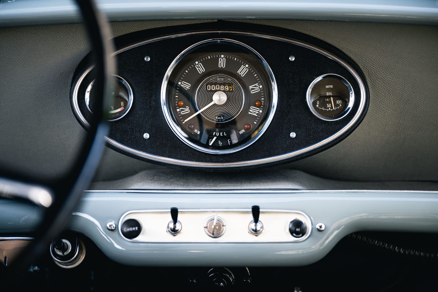 Morris Mini Traveler Flat Roof Tweed Gray 1962 for sale original complete restoration used My Mini Revolution Paris