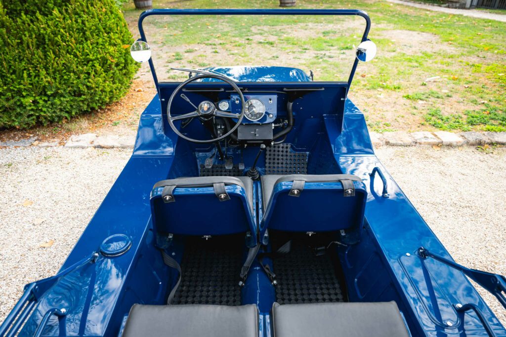 1968 Austin Mini Moke MK2 Blue for sale, collector's item, fully restored, Paris, France. Showroom: Houdan Bazainville, USA. Classics Mini, My Mini Revolution