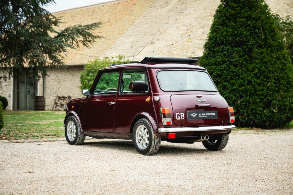 mini 1 3 mpi 40th anniversary ac sunroof bva automatic mulberry red 1999 for sale à vendre occasion collector collection showroom paris france usa classics mini my mini revolution