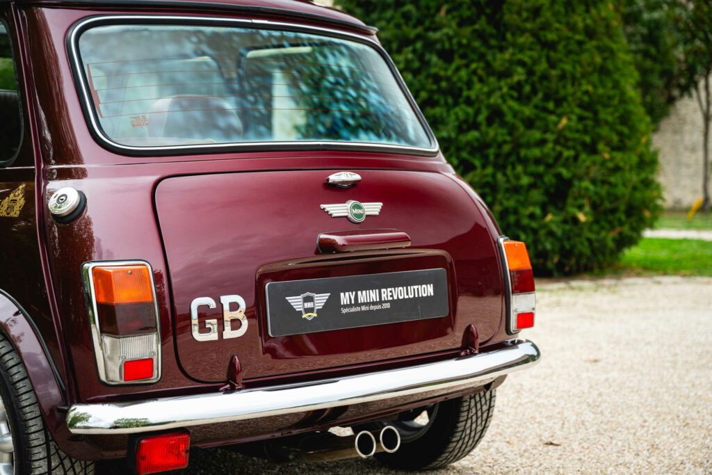 mini 1 3 mpi 40th anniversary ac sunroof bva automatic mulberry red 1999 for sale à vendre occasion collector collection showroom paris france usa classics mini my mini revolution