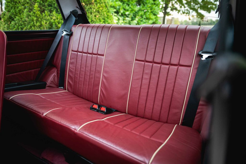 mini 1 3 mpi 40th anniversary ac sunroof bva automatic mulberry red 1999 for sale à vendre occasion collector collection showroom paris france usa classics mini my mini revolution