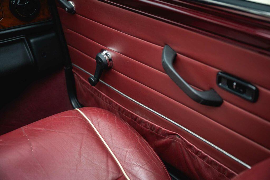 mini 1 3 mpi 40th anniversary ac sunroof bva automatic mulberry red 1999 for sale à vendre occasion collector collection showroom paris france usa classics mini my mini revolution