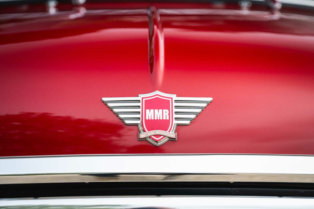 mini 1.3 mpi mmr edition 47 bepoke tailor-made nightfire red 1998 classics mini my mini revolution france paris USA showroom for sale à vendre collector collection